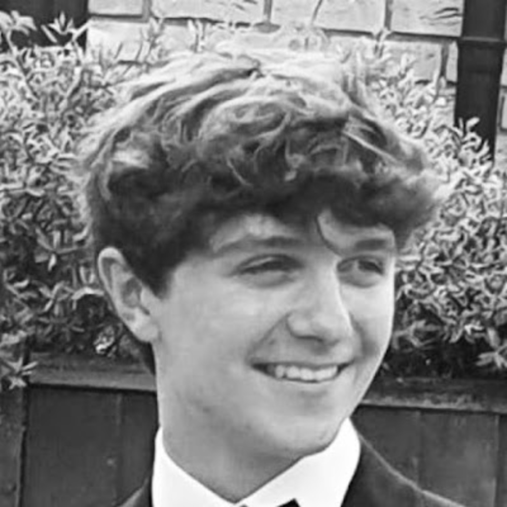 Meet your Posher, Brad socials v2
